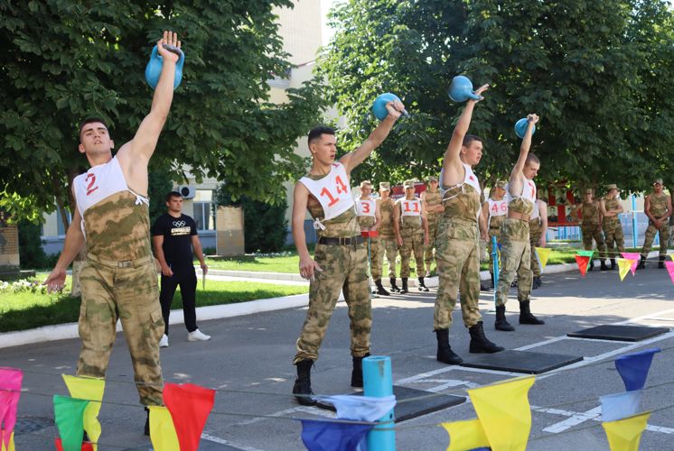 14 августа 2022 года в военном институте прошел спортивный праздник