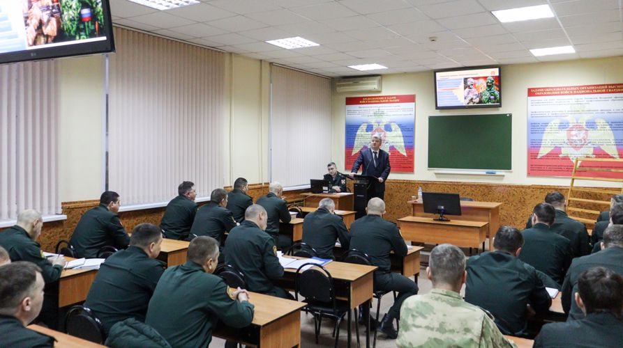 10 февраля 2023 февраля в военном институте проведена лекция по теме: «Специальная военная операция: причины и предпосылки»