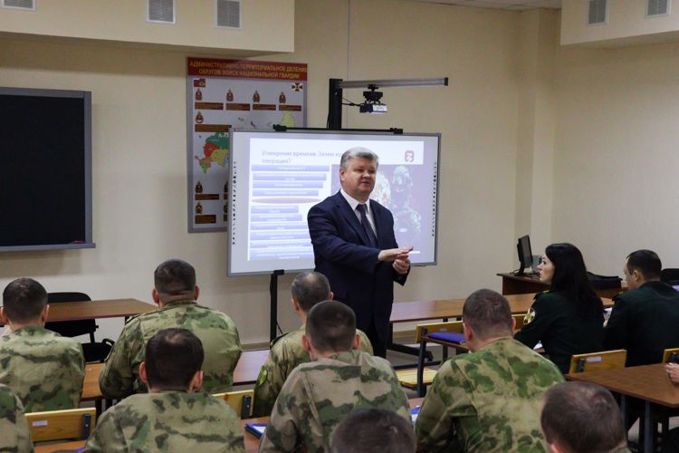 10 февраля 2023 февраля в военном институте проведена лекция по теме: «Специальная военная операция: причины и предпосылки»