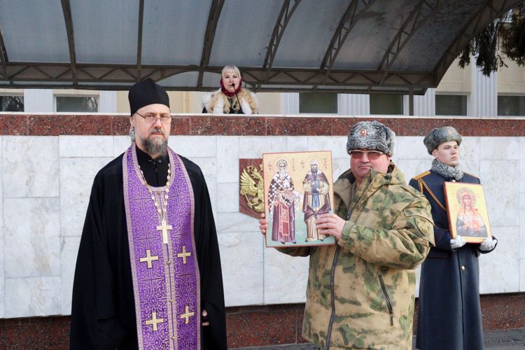 24 марта 2023 года, в военном институте прошла торжественная передача походной иконы 