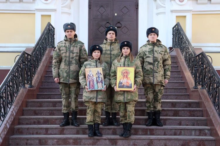 24 марта 2023 года, в военном институте прошла торжественная передача походной иконы 