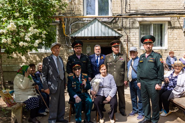 4 мая 2023 года военнослужащие военного института поздравили ветерана с Днем Победы в Великой Отечественной войне