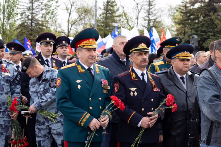 9 мая 2023 года военнослужащие военного института приняли участие в церемонии возложения цветов к Вечному огню в Парке Победы