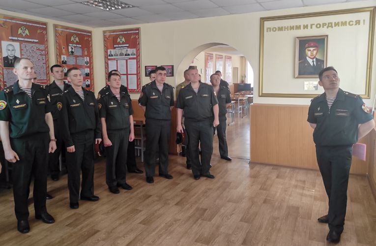 С 14 по 15 июня в военном институте проведены учебно-методические сборы с руководителями групп военно-политической подготовки