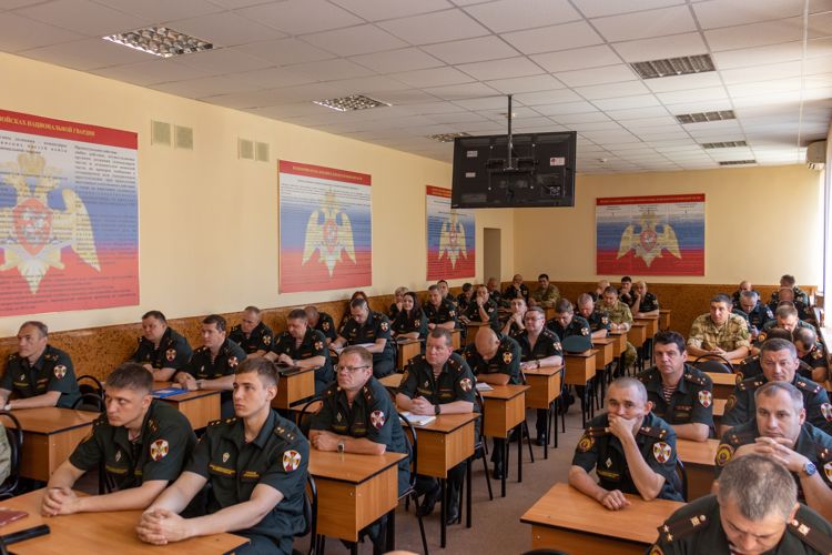 9 июня 2023 года в военном институте проведено военно-политическое информирование для постоянного состава