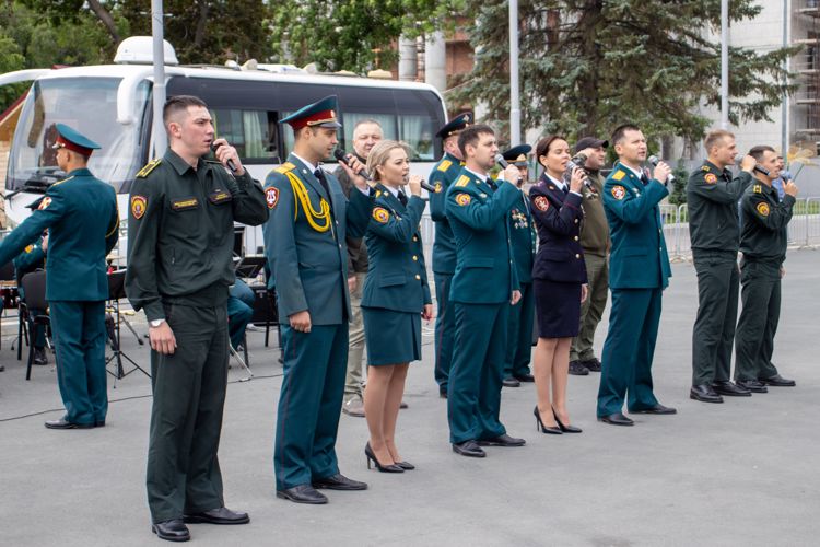 12 июня 2023 года военнослужащие военного института приняли участие в праздничном концерте