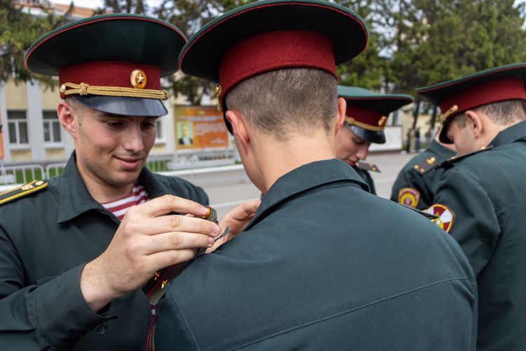 16 июня 2023 года в военном институте состоялась торжественная церемония вручения выпускникам офицерских погон