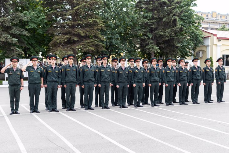 16 июня 2023 года в военном институте состоялась торжественная церемония вручения выпускникам офицерских погон