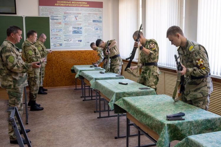24 сентября 2023 года в военном институте проведено лично-командное первенство по огневой подготовке