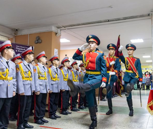 21 октября 2023 года военнослужащие военного института посетили школу-интернат № 2 им. В. В. Талалихина