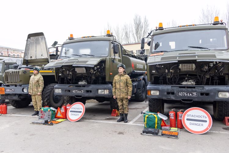 14 и 15 ноября 2023 года в военном институте проведен смотр техники