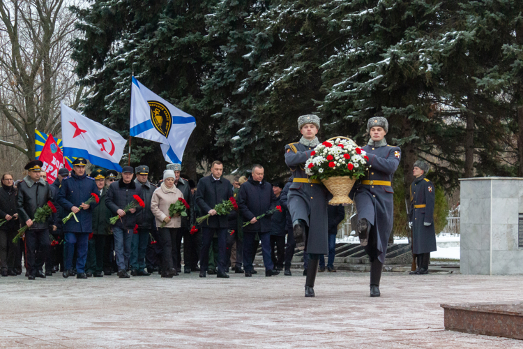 3 декабря 2023 года военнослужащие военного института приняли участие в мероприятии, приуроченном ко Дню неизвестного солдата