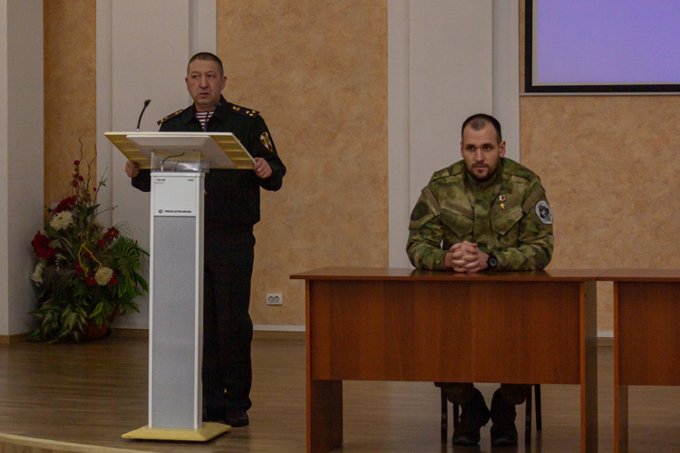 1 февраля 2024 года Герой России посетил военный институт