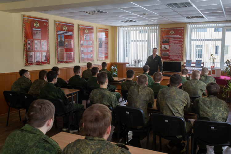 6 февраля 2024 года военный институт посетили воспитанники учебно-методического центра «Авангард»