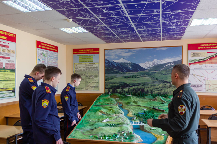 19 марта 2024 года военный институт посетили кадеты МПКУ им. М.А. Шолохова войск национальной гвардии