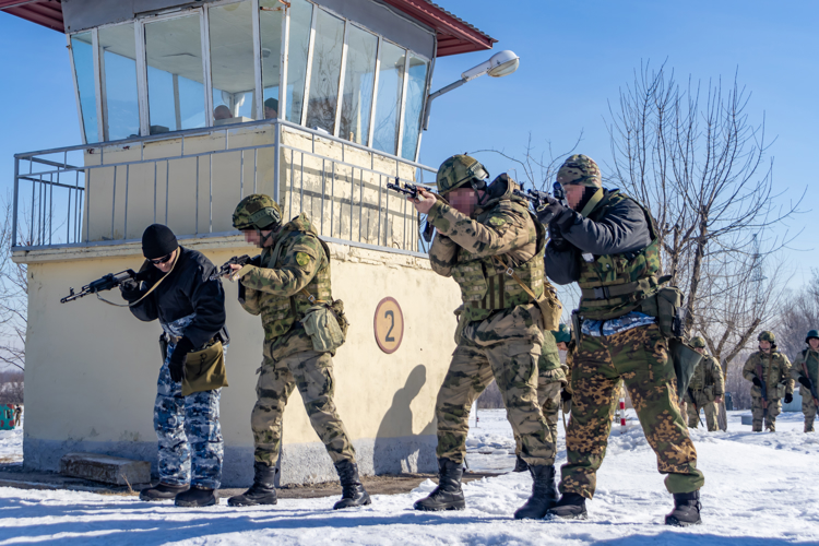 С 12 по 14 марта 2024 года военнослужащие военного института провели обмен опытом с представителями сил специального назначения