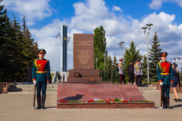9 мая 2024 года военнослужащие военного института приняли участие в церемонии возложения цветов к Вечному огню в Парке Победы