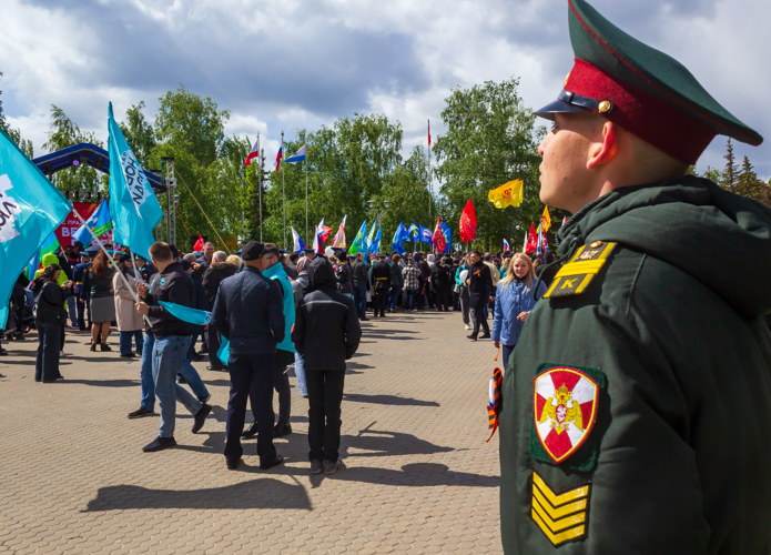 9 мая 2024 года военнослужащие военного института приняли участие в церемонии возложения цветов к Вечному огню в Парке Победы
