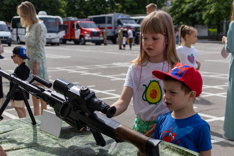 1 июня 2024 года в военном институте проведено мероприятие, посвященное Дню защиты детей