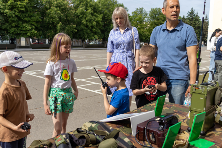 1 июня 2024 года в военном институте проведено мероприятие, посвященное Дню защиты детей