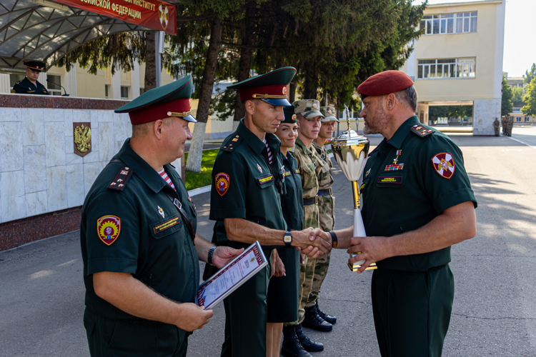 29 июля 2024 года в военном институте провели проверку готовности формы одежды и опрос военнослужащих