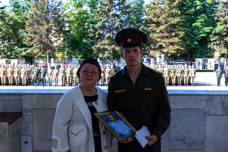 6 июля 2024 года в военном институте прошла церемония вручения стипендии имени Героя Российской Федерации генерал-полковника Анатолия Романова