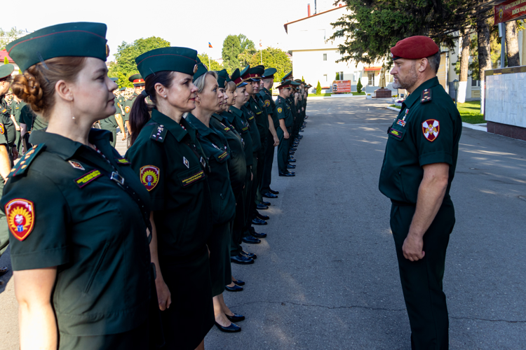 29 июля 2024 года в военном институте провели проверку готовности формы одежды и опрос военнослужащих