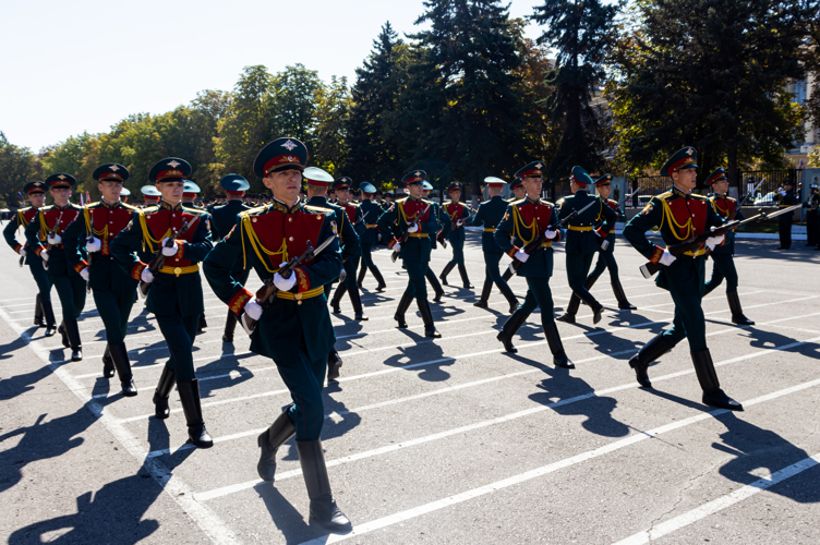 7 сентября 2024 года курсанты Саратовского военного ордена Жукова Краснознаменного института войск национальной гвардии приняли военную присягу