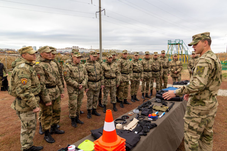 11 октября 2024 года с курсантами военного института проведены занятия в кинологическом центре