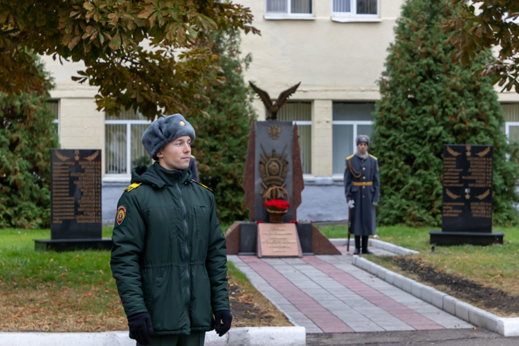 16 октября 2024 года военный институт посетили воспитанники общественного движения детей и молодежи «Движение первых»