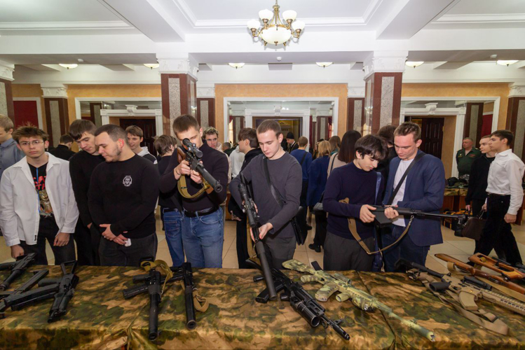 5 ноября 2024 года в военном институте состоялся праздничный концерт