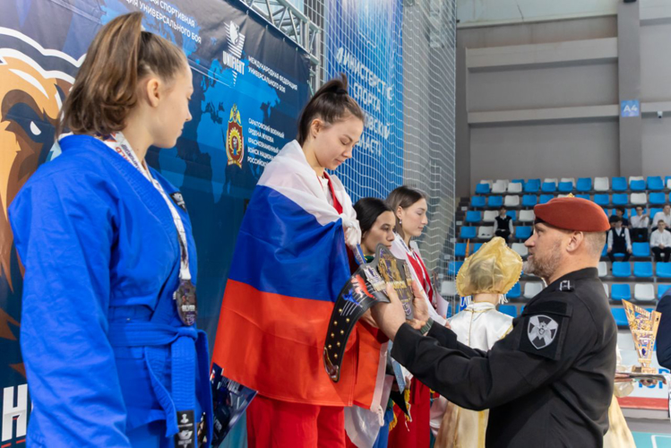 29 ноября 2024 года в Саратове открыли Чемпионат мира по универсальному бою