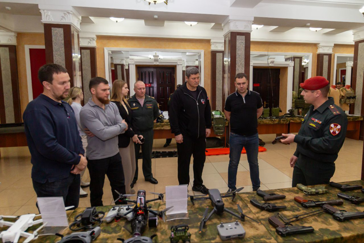 2 декабря 2024 года в военном институте проведен мастер класс по боксу в рамках проекта «Чемпионский вызов»