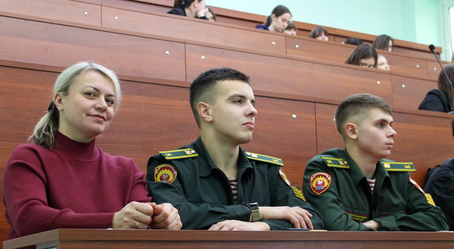 6 декабря 2024 года военнослужащие военного института приняли участие в международной научно-практической конференции