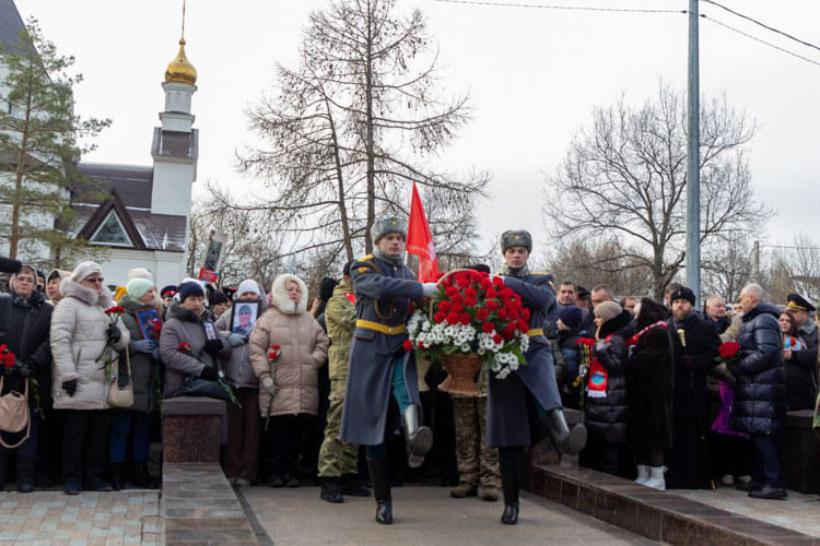 9 декабря 2024 года личный состав военного института принял участие в городском мероприятии «День Героев Отечества»