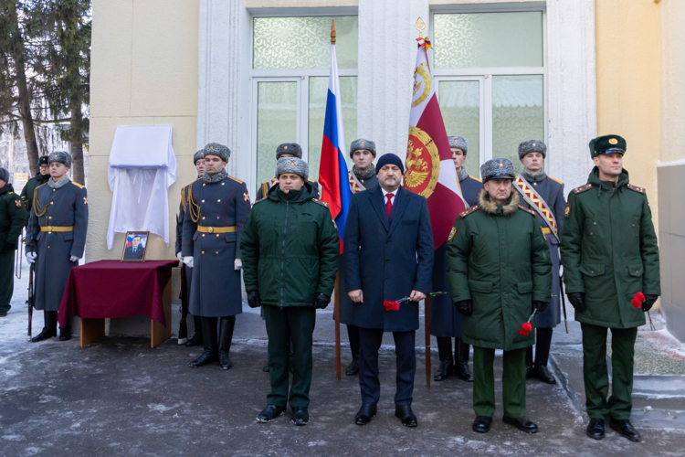 19 декабря 2024 года в военном институте прошла церемония открытия мемориальной доски