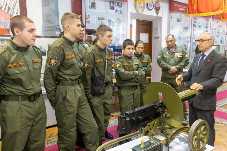 20 января 2025 года военный институт посетили участники общественного движения «Гвардейская смена»