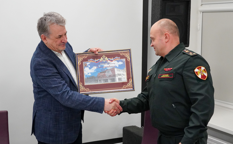 13 января 2025 года командование военного института поздравило коллектив ГТРК «Саратов» с Днем российской печати
