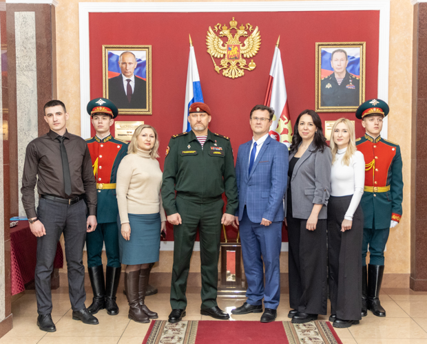10 февраля в военном институте состоялось торжественное вручение удостоверений о повышении квалификации