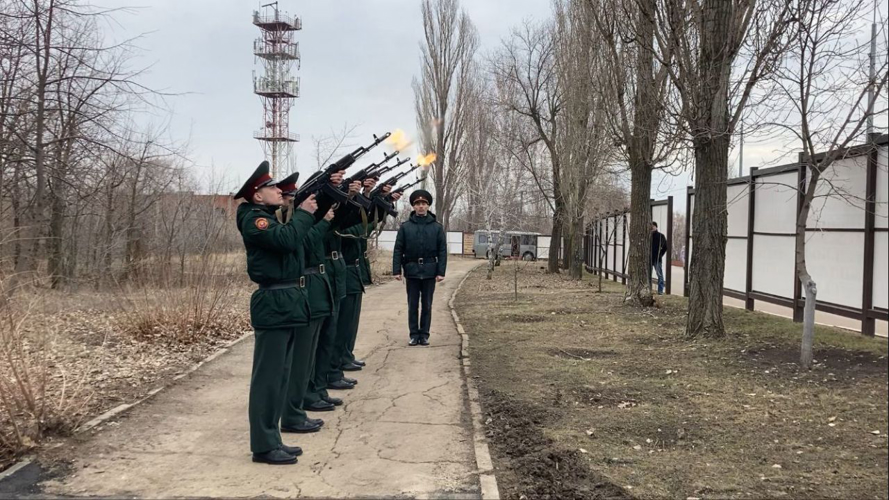 21 марта 2025 года личный состав военного института принял участие в церемония занесения имен военных, погибших на специальной военной операции