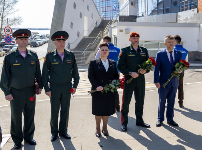 16 апреля 2025 года военнослужащие военного института приняли участие в Саратовском молодежном юридическом форуме