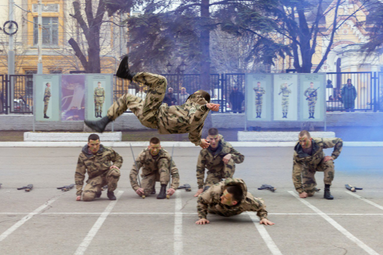 27 марта 2025 года в военном институте проведены торжественные мероприятия, посвященные Дню войск национальной гвардии  Российской Федерации