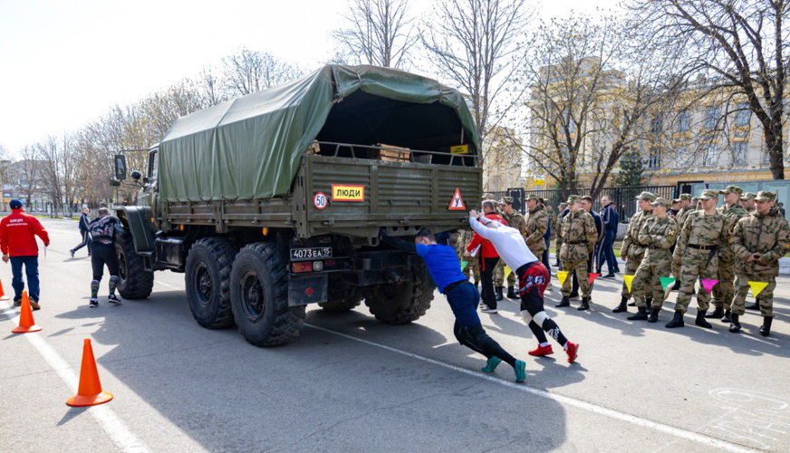 13 апреля 2025 г. в военном институте прошел турнир по силовому многоборью «Богатырские игры»