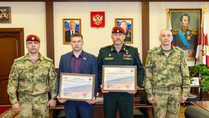 24 апреля 2025 года военный институт и Саратовское отделение ФедерациИ Комплексного Единоборства России заключили соглашение о взаимодействии и сотрудничестве