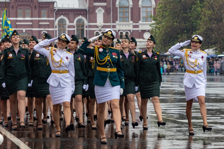 8 мая 2025 года личный состав военного института приняли участие в торжественном параде