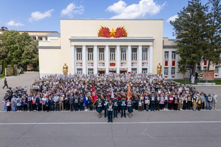 9 МАЯ 2025 ГОДА В ВОЕННОМ ИНСТИТУТЕ ПРОВЕДЕНО ШЕСТВИЕ «БЕССМЕРТНОГО ПОЛКА» 