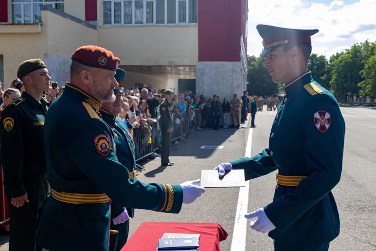 28 июня 2025 года в военном институте состоялся выпуск молодых офицеров
