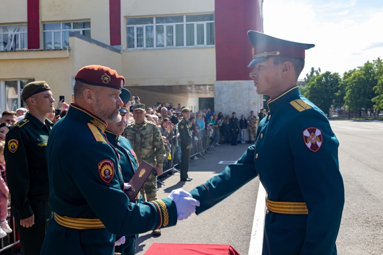 28 июня 2025 года в военном институте состоялся выпуск молодых офицеров