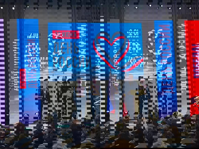 11 июня 2025 года личный состав военного института принял участие в торжественном мероприятии, приуроченном ко Дню России