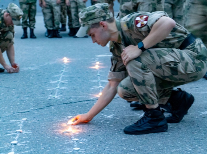 21 июня 2025 года в военном институте состоялась мемориальная акция «Свеча Памяти», посвященная Дню памяти и скорби